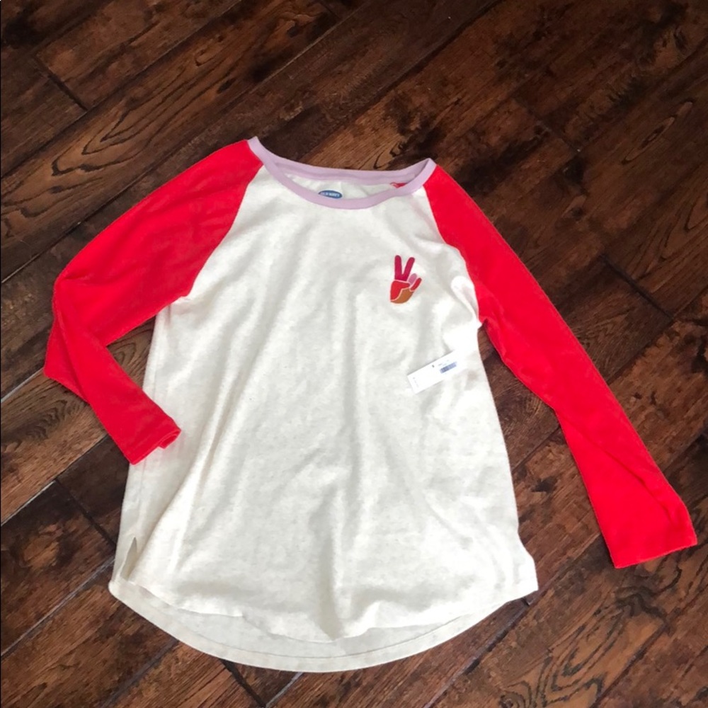 Old Navy three-quarter inch shirt